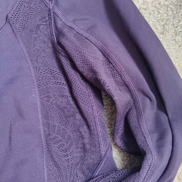Athleta Shanti Lace Top Deep Crocus Violet Purple Active shirt XS - Picture 7 of 8